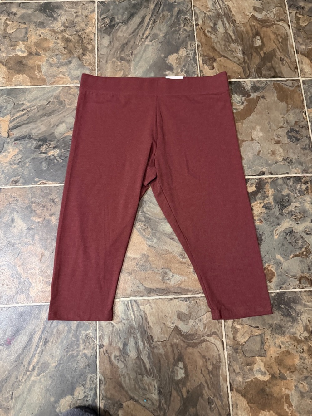 Sonoma Burgundy Cropped Leggings